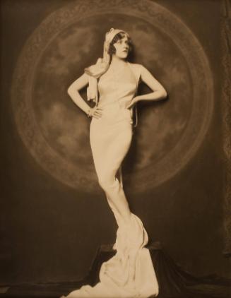Johnston,AlfredCheney,Untitled,statuesque woman,1920s,2012.89